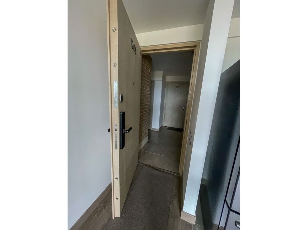 Apartamento de 2 alcobas en venta en Cr. Orquidea, Bogotá, 65 m² · foto 8 de 20