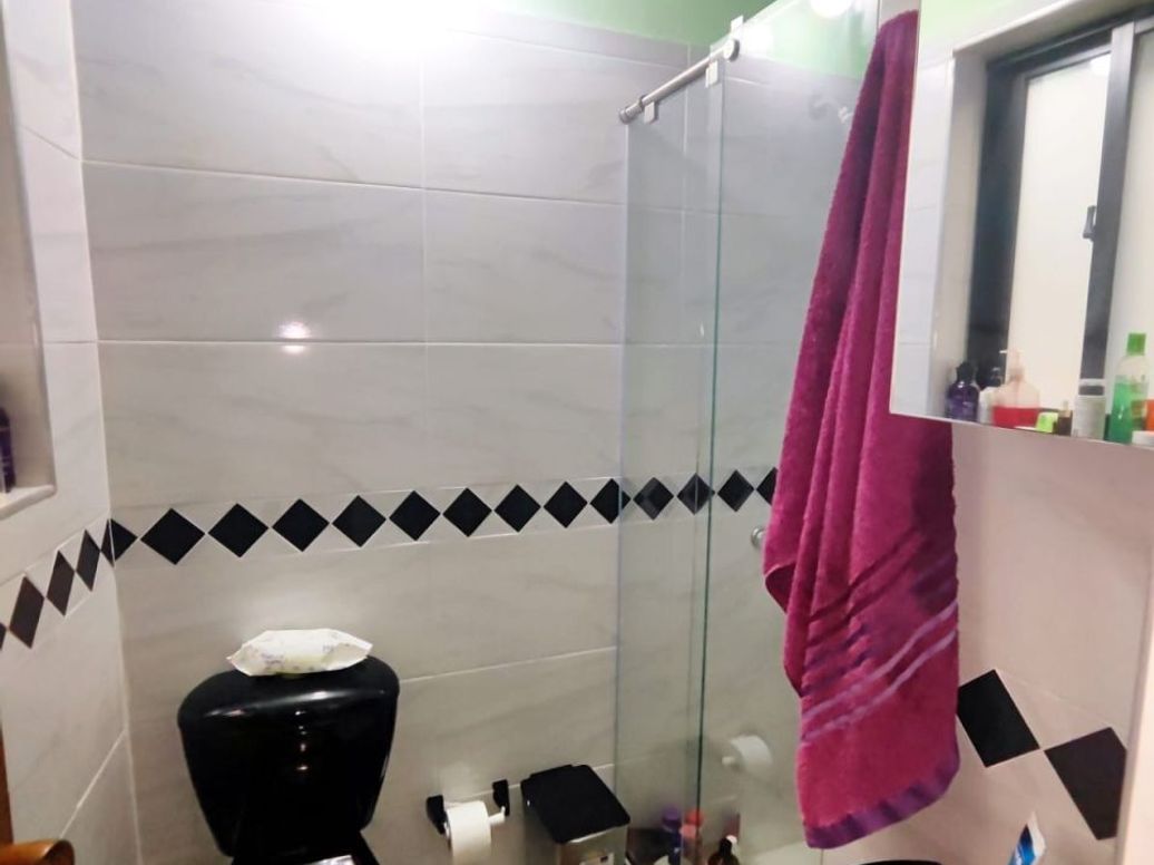 Casa de 11 alcobas en venta en Altamira, Bogotá, 313 m² · foto 10 de 17