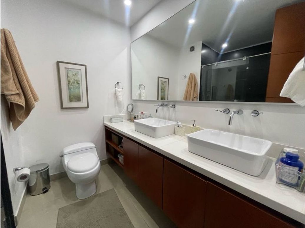 Apartamento de 3 alcobas en venta en Chapinero Alto, Bogotá, 186 m² · foto 15 de 20