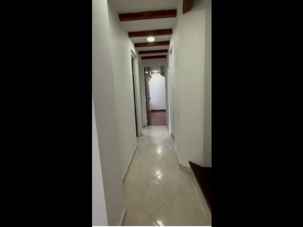 Apartamento de 3 alcobas en venta en Quinta Paredes, Bogotá, 114 m² · foto 10 de 17