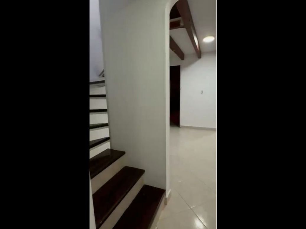 Apartamento de 3 alcobas en venta en Quinta Paredes, Bogotá, 114 m² · foto 15 de 17