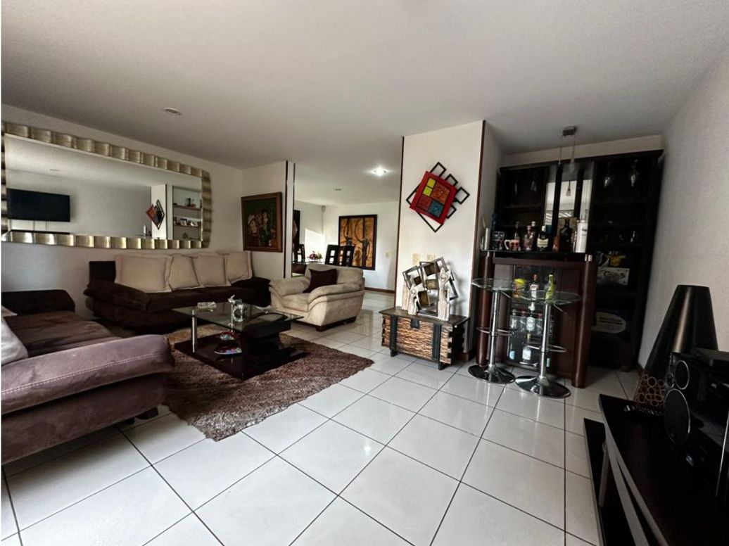 Casa de 5 alcobas en venta en Salitre, Bogotá, 175 m² · foto 5 de 20