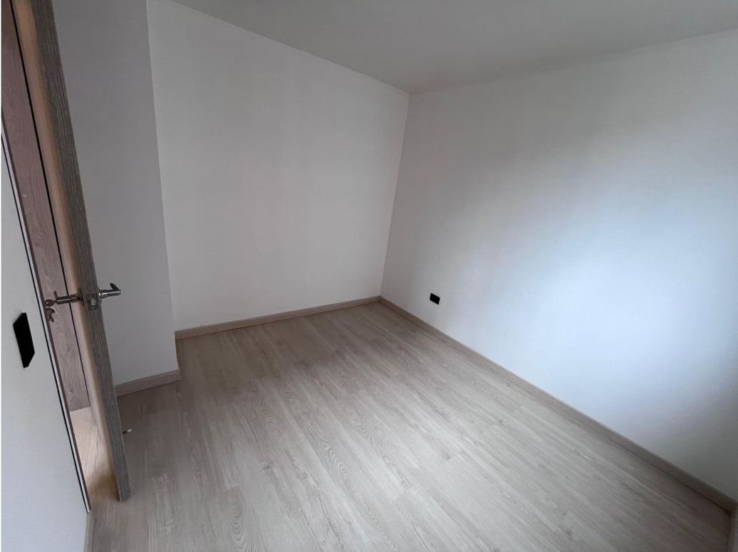 Apartamento de 2 alcobas en venta en San Jose De Usaquen, Bogotá, 40 m² · foto 5 de 16