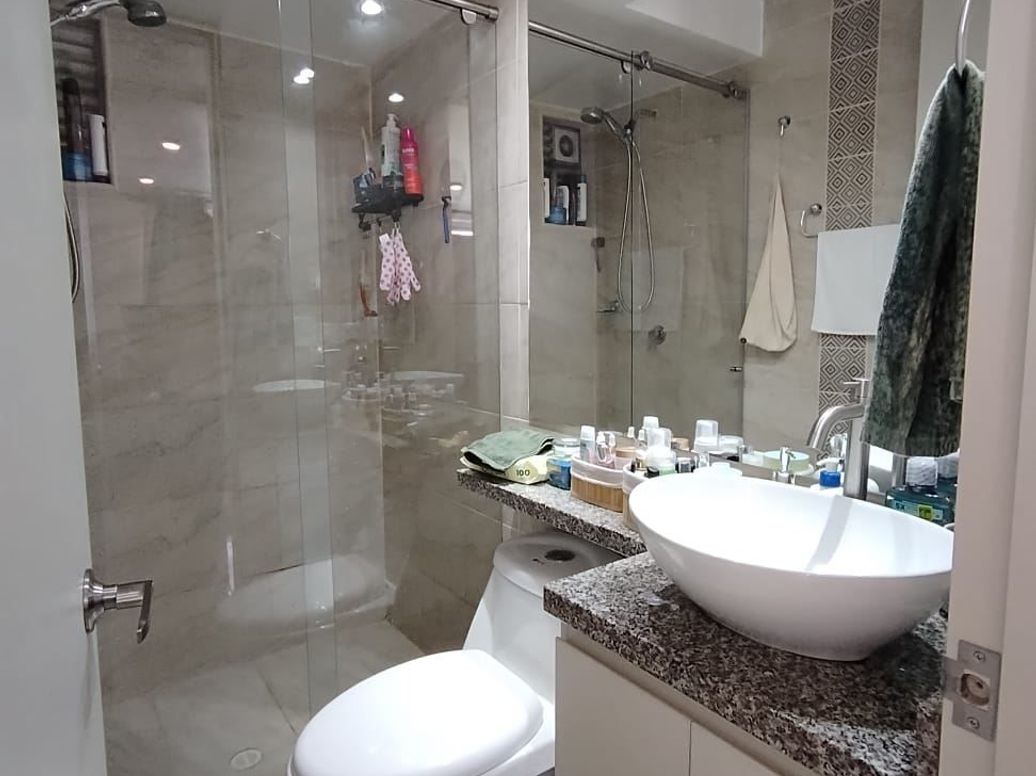 Apartamento de 2 alcobas en venta en Hayuelos, Bogotá, 35 m² · foto 13 de 19