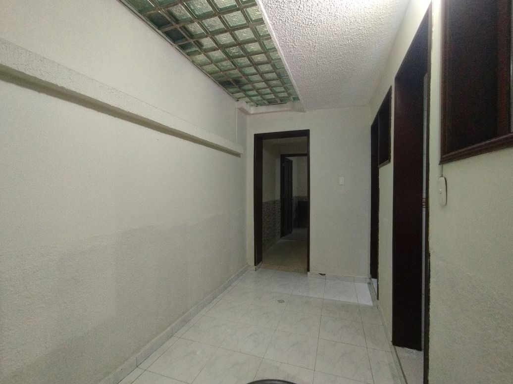 Casa de 6 alcobas en venta en San Fernando Occidental, Bogotá, 297 m² · foto 18 de 20