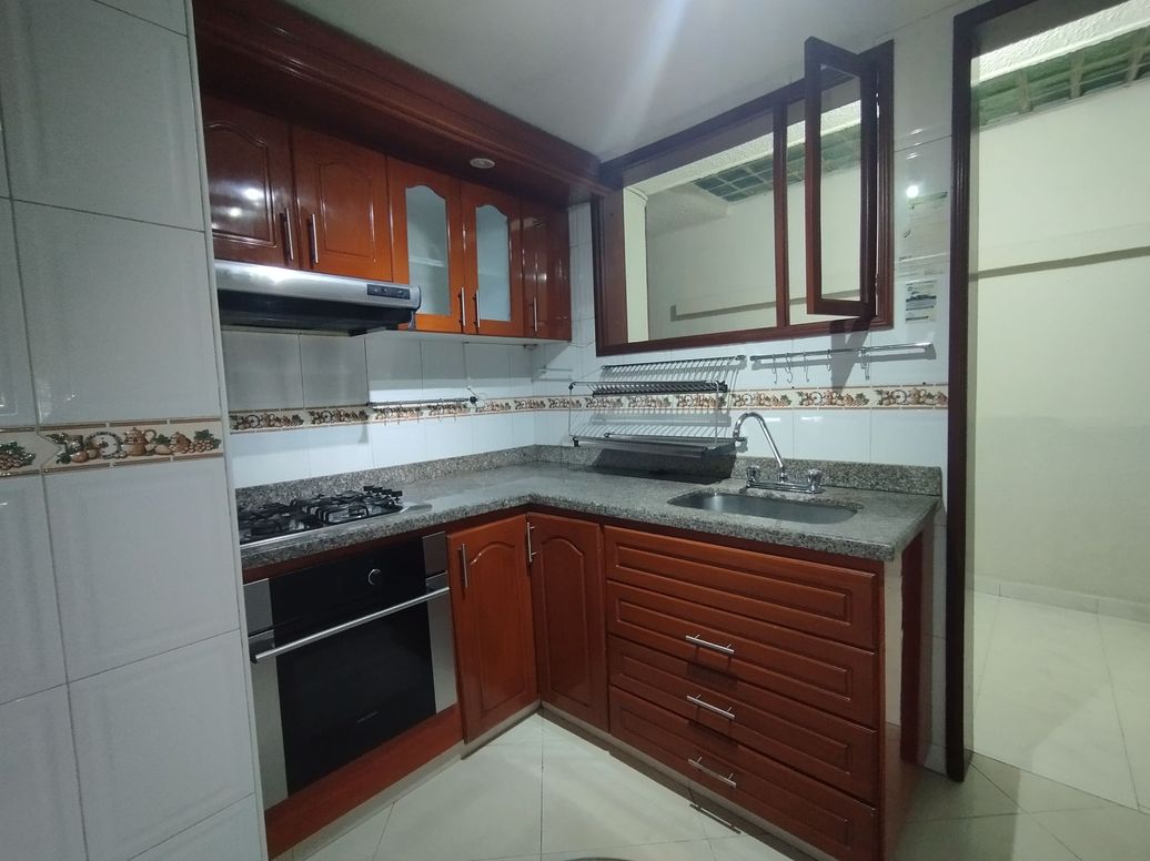 Casa de 6 alcobas en venta en San Fernando Occidental, Bogotá, 297 m² · foto 16 de 20