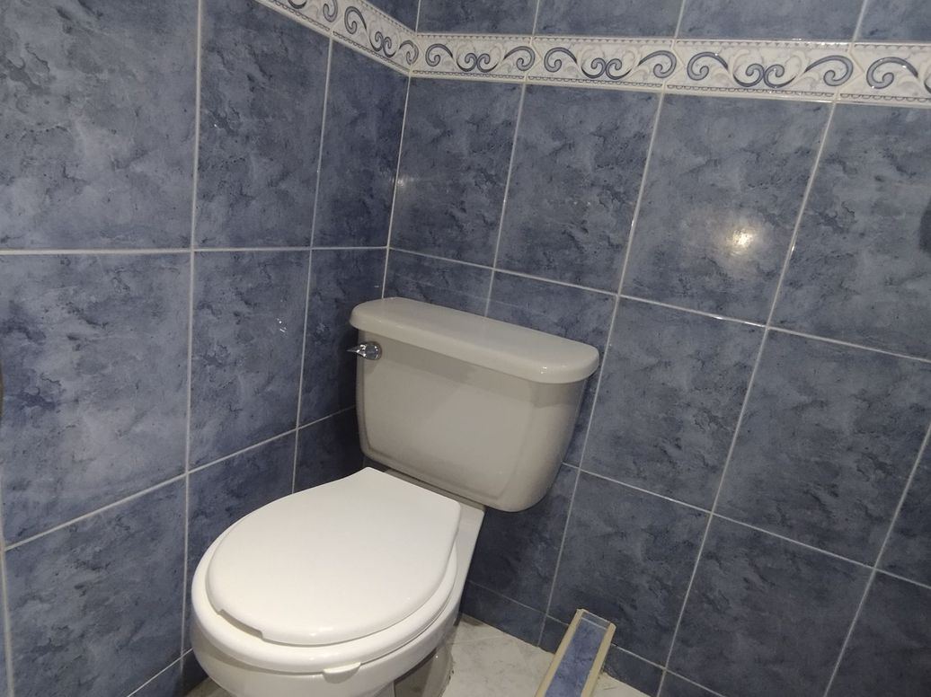 Casa de 6 alcobas en venta en San Fernando Occidental, Bogotá, 297 m² · foto 8 de 20