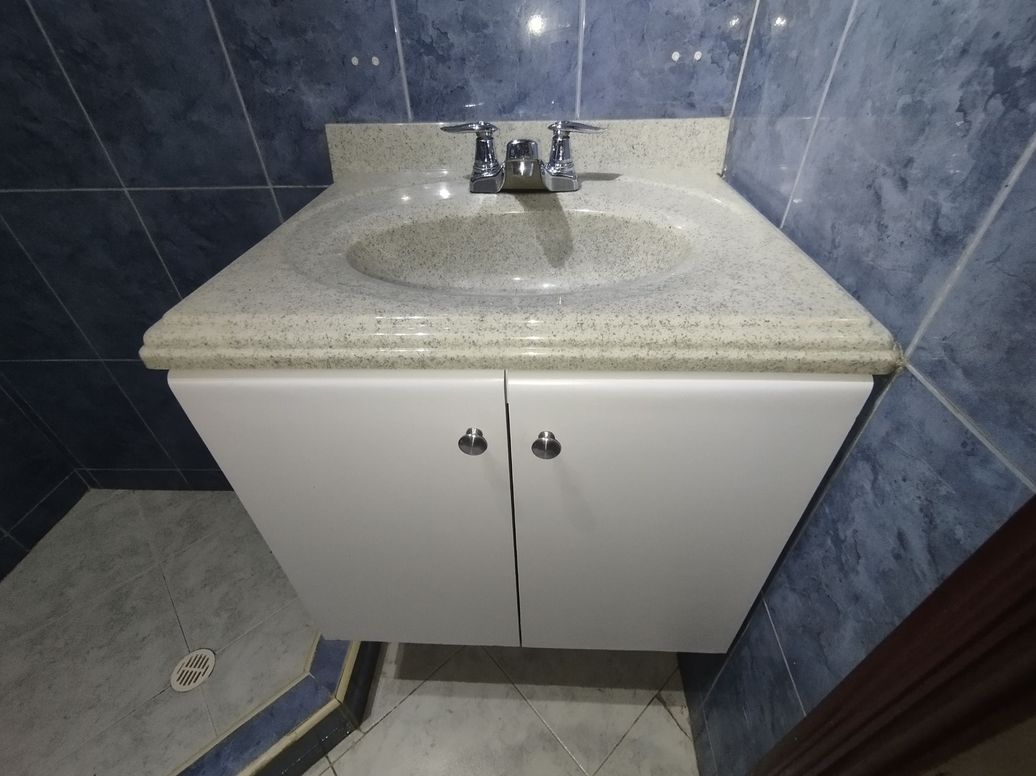 Casa de 6 alcobas en venta en San Fernando Occidental, Bogotá, 297 m² · foto 9 de 20
