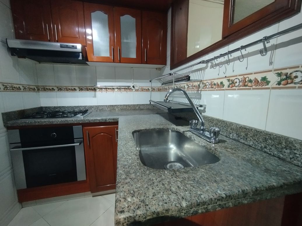 Casa de 6 alcobas en venta en San Fernando Occidental, Bogotá, 297 m² · foto 5 de 20