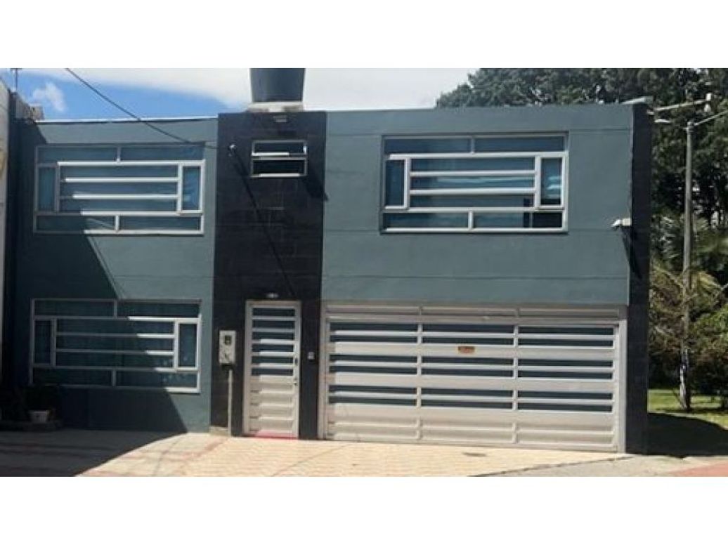 Casa de 4 alcobas en venta en Modelia, Bogotá, 330 m² · foto 10 de 10