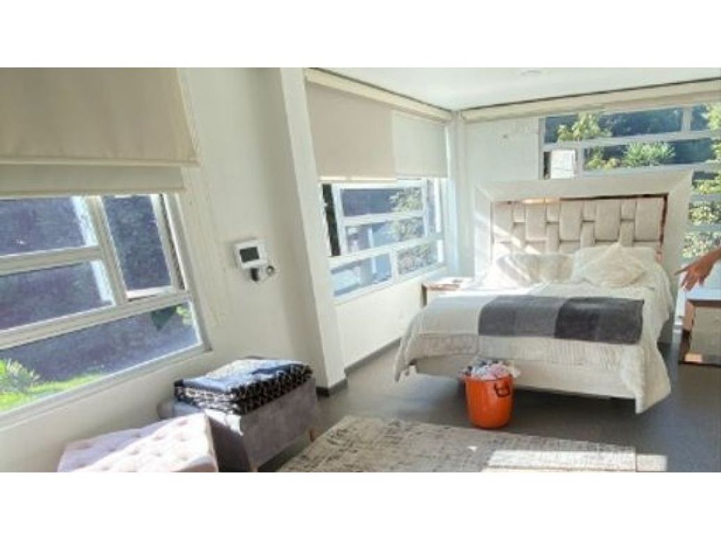 Casa de 4 alcobas en venta en Modelia, Bogotá, 330 m² · foto 4 de 10