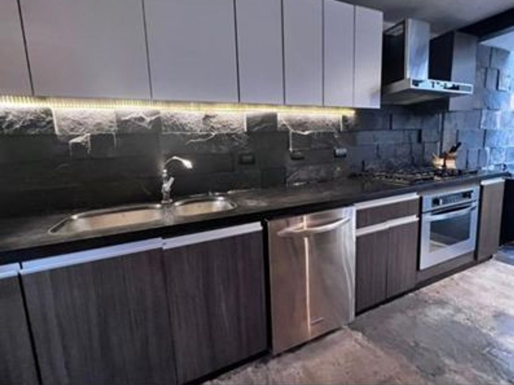 Casa de 6 alcobas en venta en Pardo Rubio, Bogotá, 480 m² · foto 18 de 20