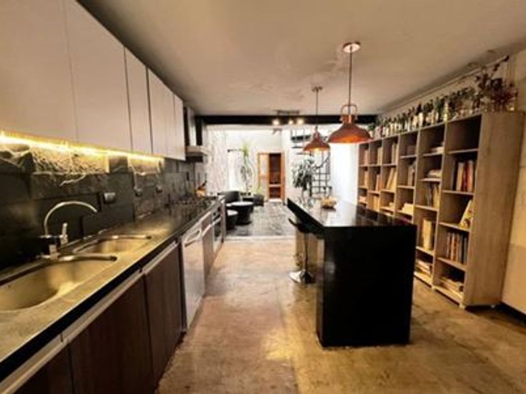 Casa de 6 alcobas en venta en Pardo Rubio, Bogotá, 480 m² · foto 17 de 20