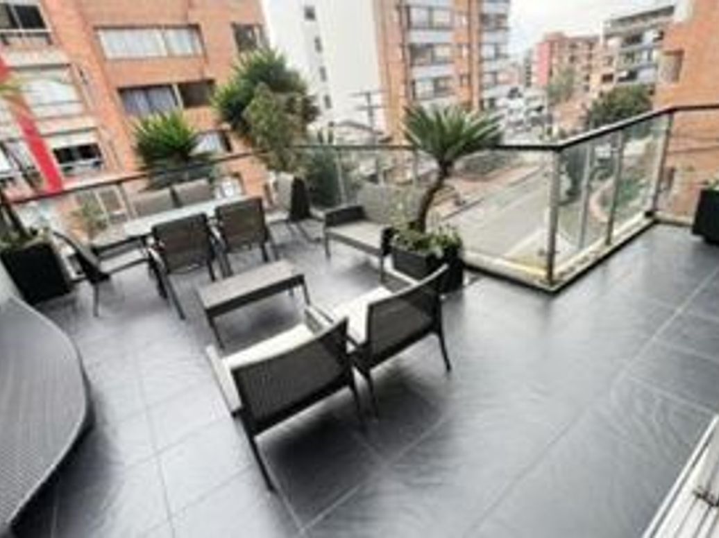 Casa de 6 alcobas en venta en Pardo Rubio, Bogotá, 480 m² · foto 6 de 20