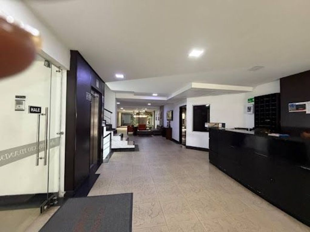 Apartaestudio en venta en Chapinero, Bogotá, 30 m² · foto 3 de 15