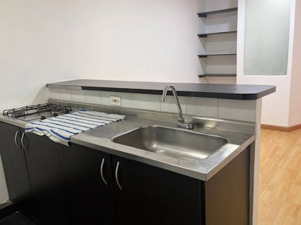 Apartaestudio en venta en Chapinero, Bogotá, 30 m² · foto 9 de 15