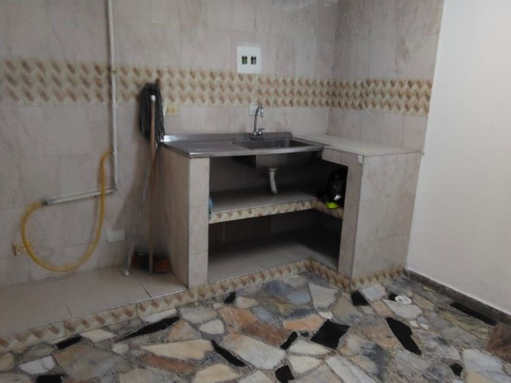 Casa de 5 alcobas en venta en La Caniza, Bogotá, 234 m² · foto 4 de 20