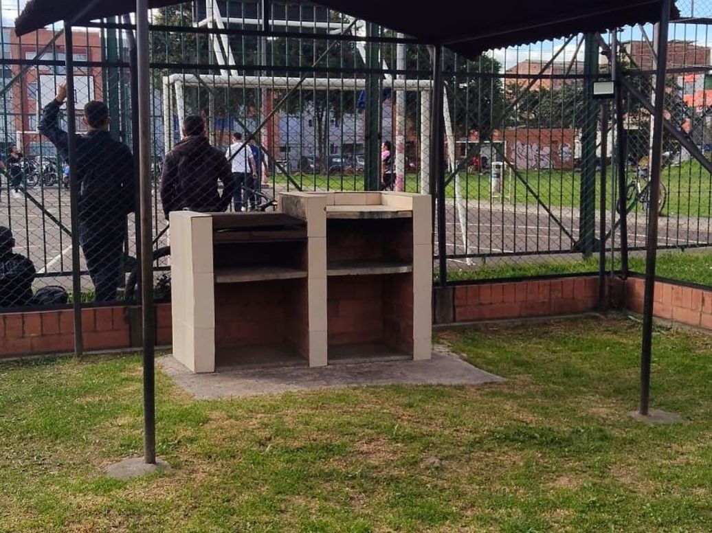 Apartamento de 3 alcobas en venta en Ub. Carvajal, Bogotá, 47 m² · foto 13 de 15