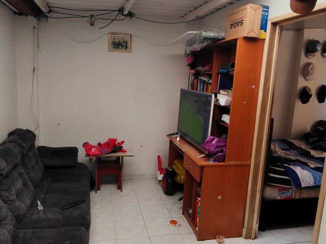 Casa de 10 alcobas en venta en Marly, Bogotá, 315 m² · foto 8 de 12