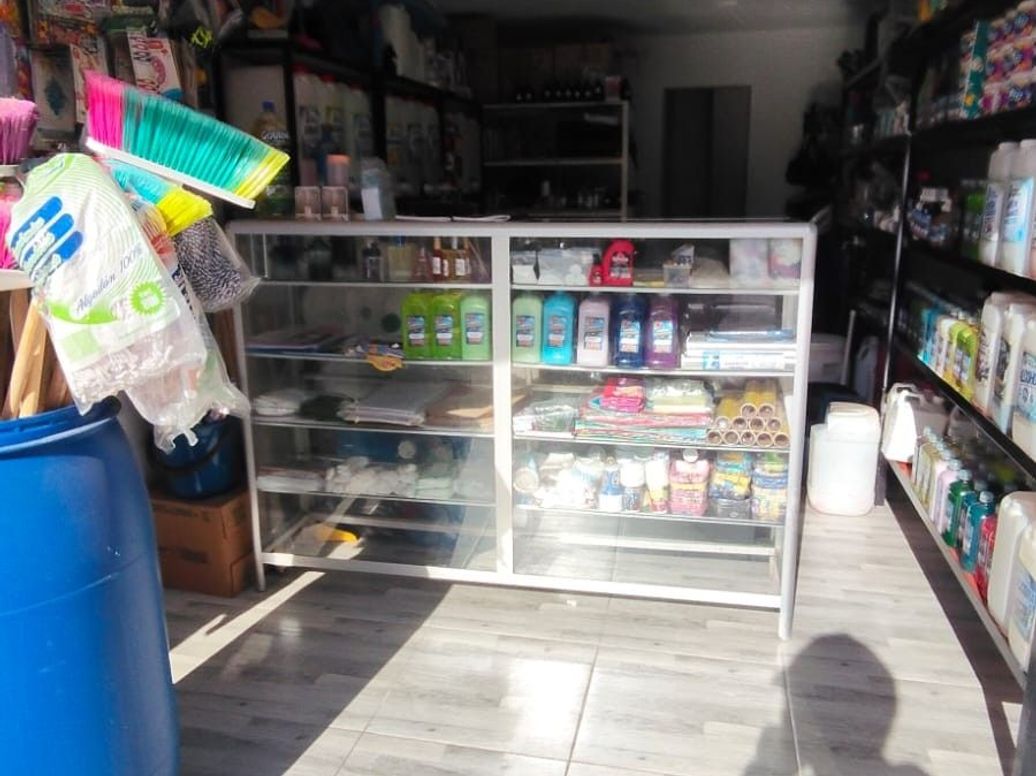 Casa de 10 alcobas en venta en Marly, Bogotá, 315 m² · foto 2 de 12