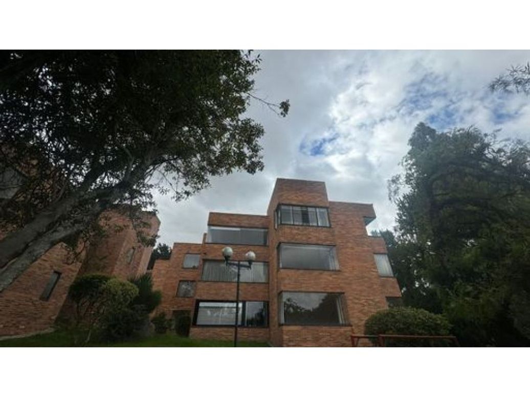 Apartamento de 3 alcobas en venta en Cerros De Suba, Bogotá, 300 m² · foto 19 de 20