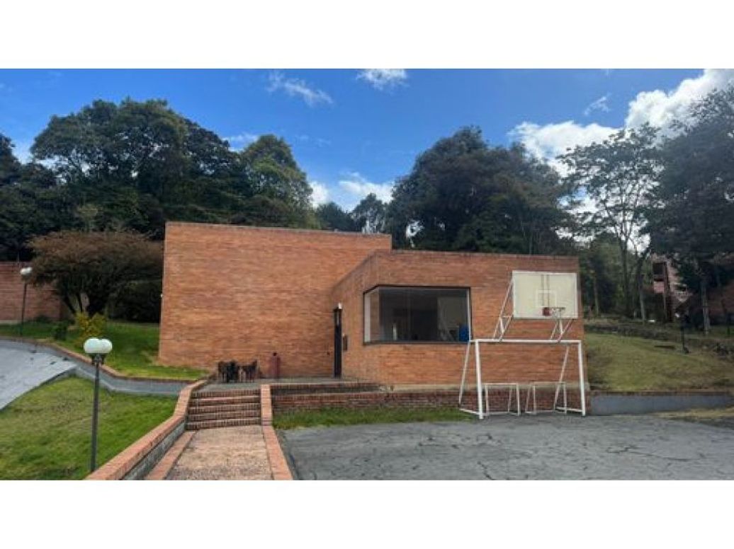 Apartamento de 3 alcobas en venta en Cerros De Suba, Bogotá, 300 m² · foto 20 de 20