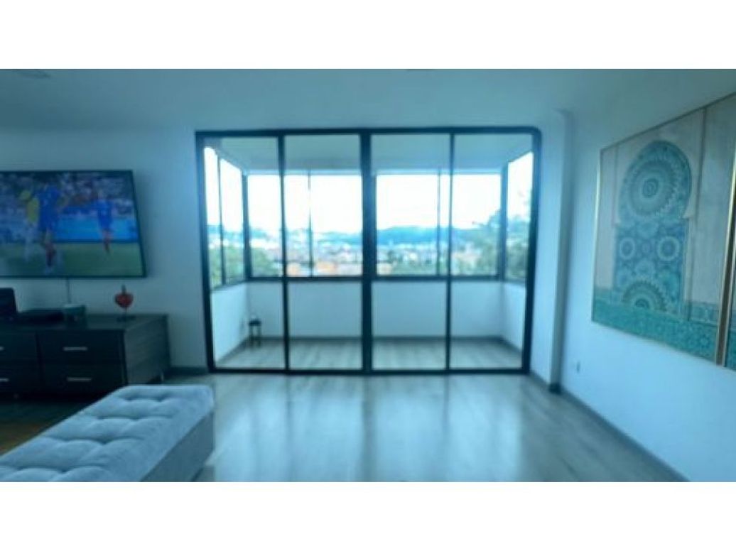 Apartamento de 3 alcobas en venta en Cerros De Suba, Bogotá, 300 m² · foto 8 de 20