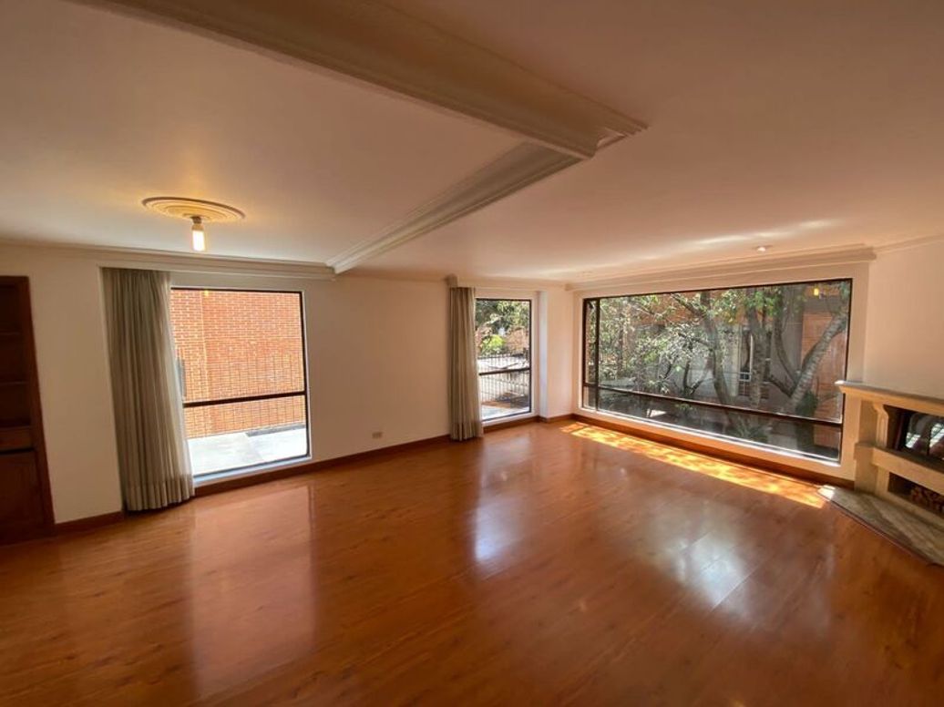 Apartamento de 3 alcobas en venta en Santa Bibiana, Bogotá, 105 m² · foto 4 de 14
