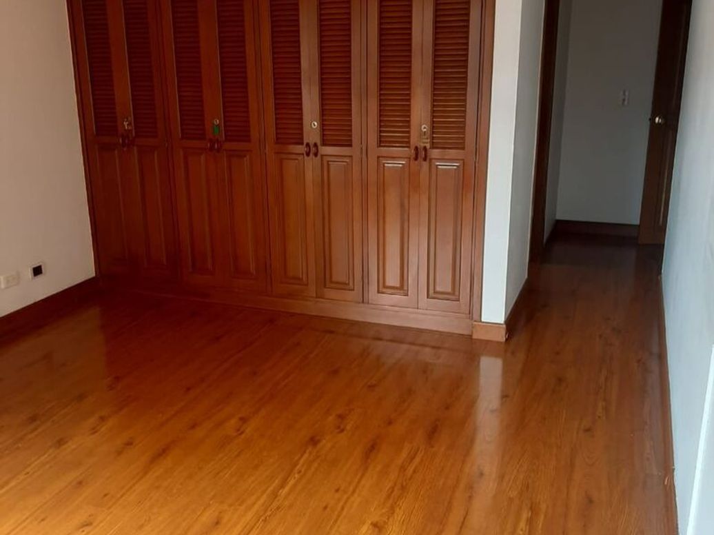 Apartamento de 3 alcobas en venta en Santa Bibiana, Bogotá, 105 m² · foto 8 de 14