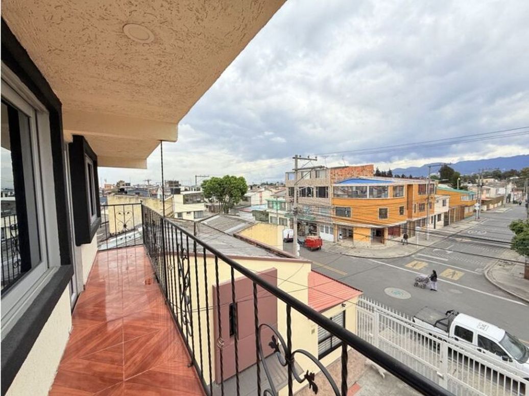 Casa de 5 alcobas en venta en Tunjuelito, Bogotá, 200 m² · foto 7 de 20