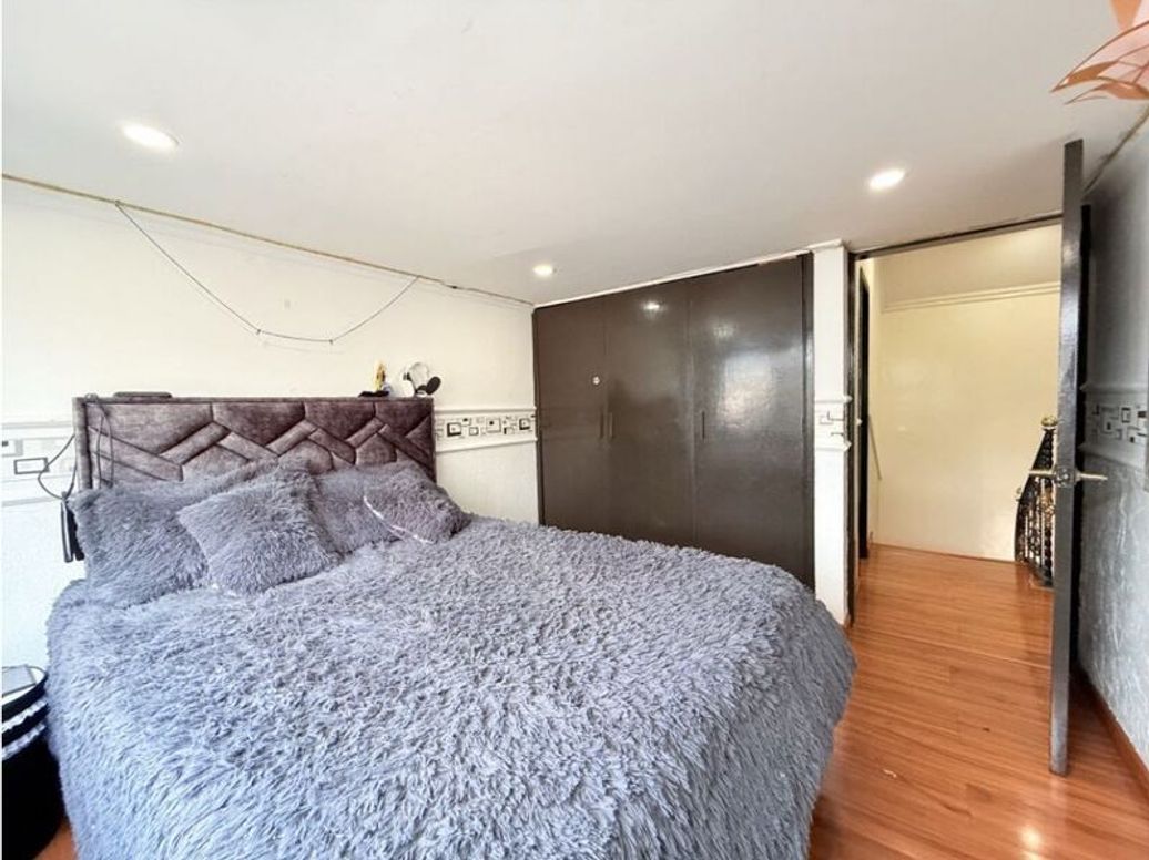Casa de 5 alcobas en venta en Tunjuelito, Bogotá, 200 m² · foto 8 de 20
