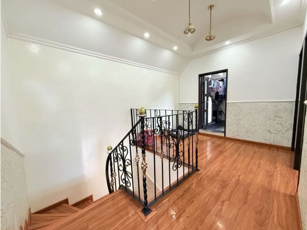 Casa de 5 alcobas en venta en Tunjuelito, Bogotá, 200 m² · foto 10 de 20