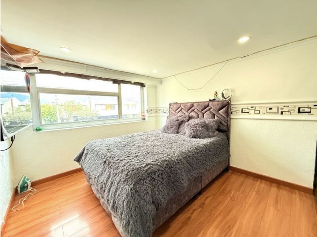 Casa de 5 alcobas en venta en Tunjuelito, Bogotá, 200 m² · foto 13 de 20