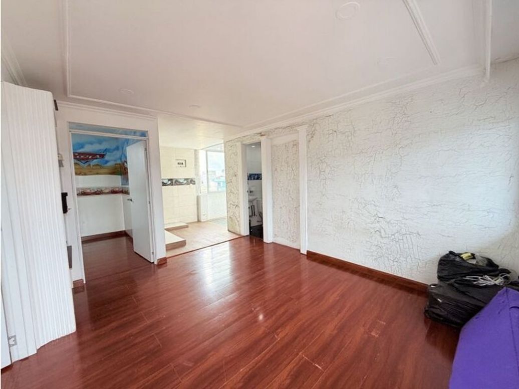 Casa de 5 alcobas en venta en Tunjuelito, Bogotá, 200 m² · foto 3 de 20