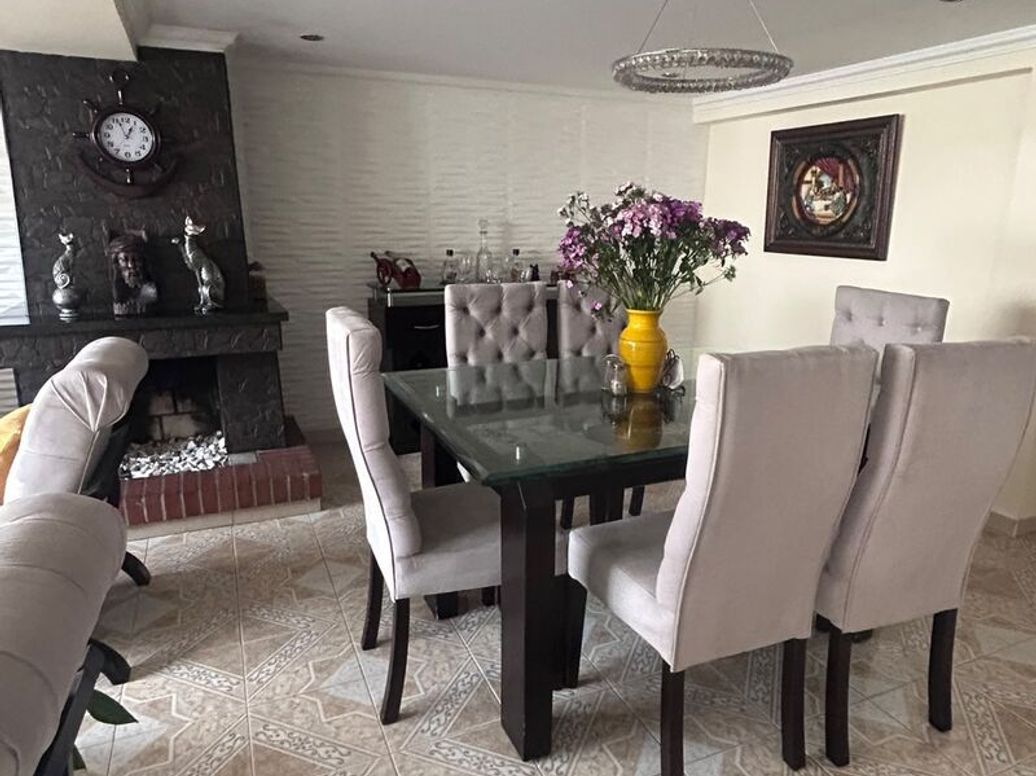 Casa de 5 alcobas en venta en Bavaria Techo Et. Ii, Bogotá, 245 m² · foto 4 de 12