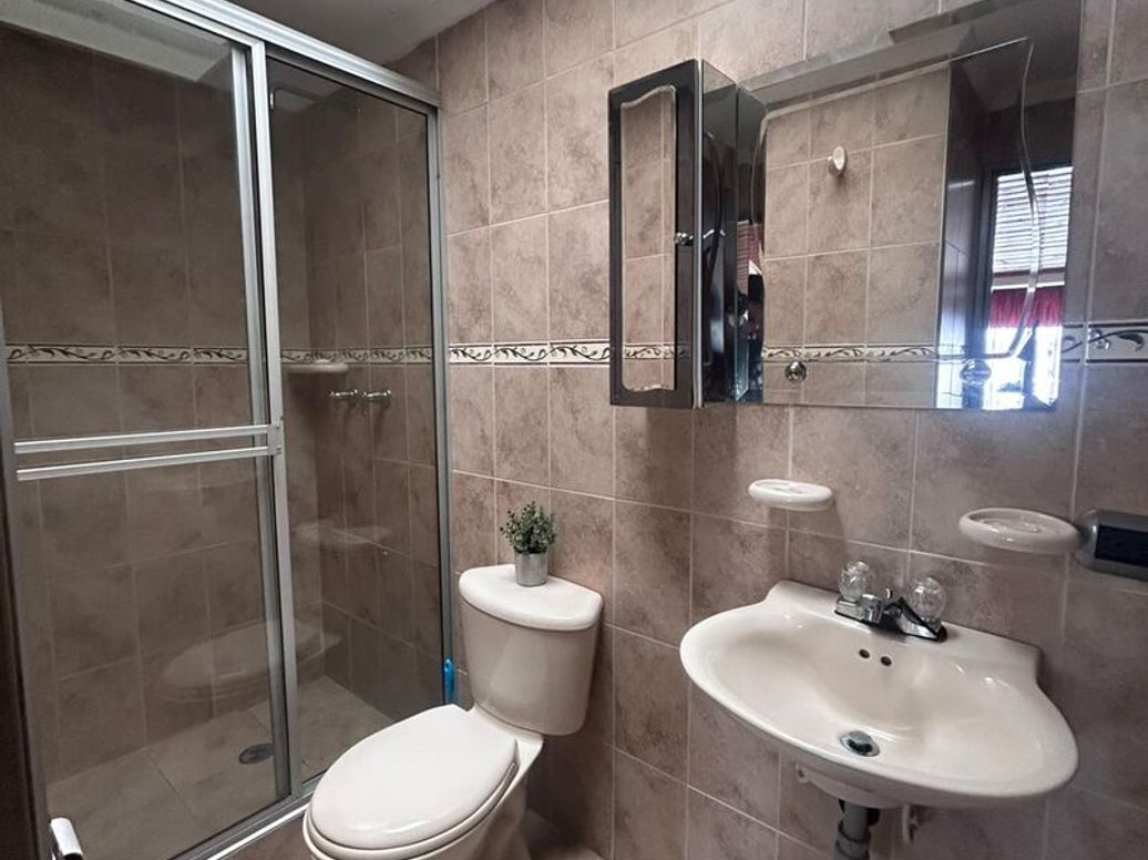 Casa de 5 alcobas en venta en Bavaria Techo Et. Ii, Bogotá, 245 m² · foto 11 de 12