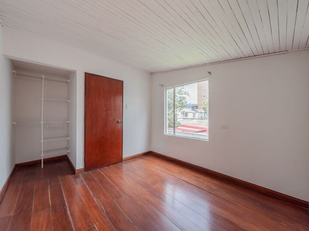 Casa de 4 alcobas en venta en Estoril, Bogotá, 248 m² · foto 14 de 20