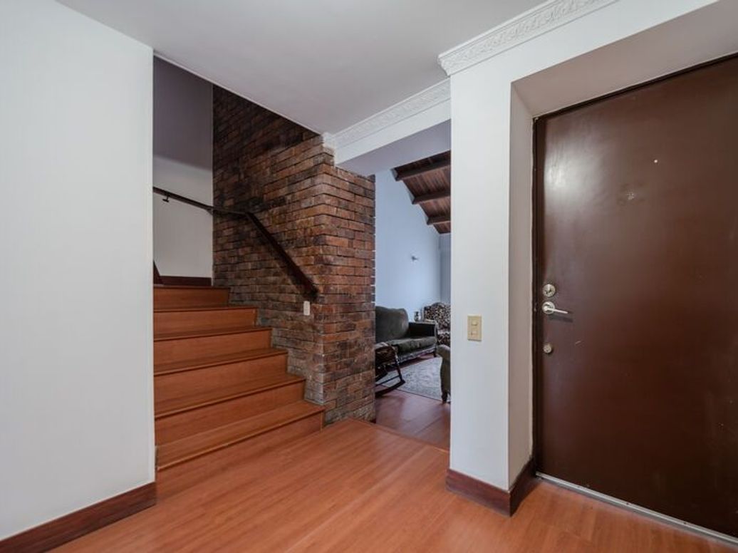 Casa de 4 alcobas en venta en Santa Barbara Oriental, Bogotá, 185 m² · foto 9 de 20