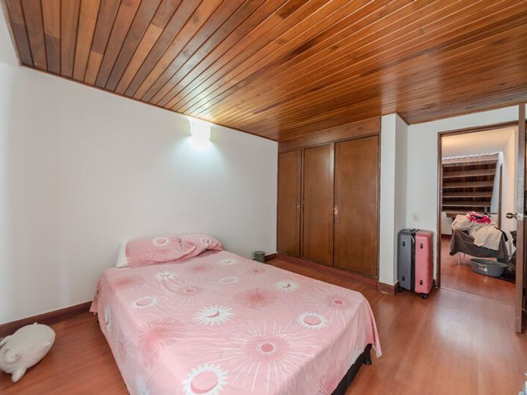 Casa de 4 alcobas en venta en Santa Barbara Oriental, Bogotá, 185 m² · foto 12 de 20