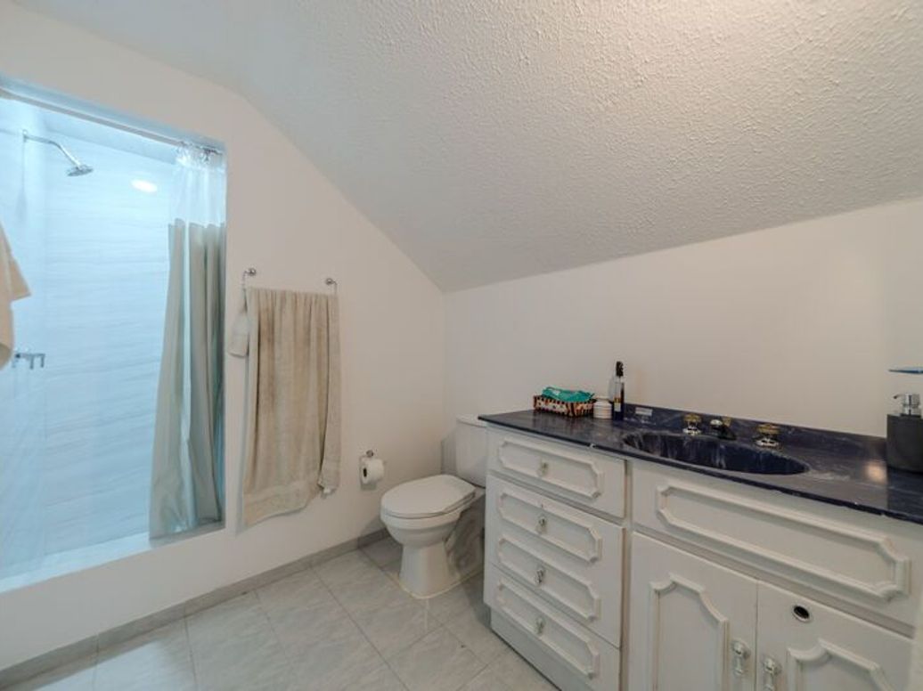Casa de 4 alcobas en venta en Santa Barbara Oriental, Bogotá, 185 m² · foto 18 de 20