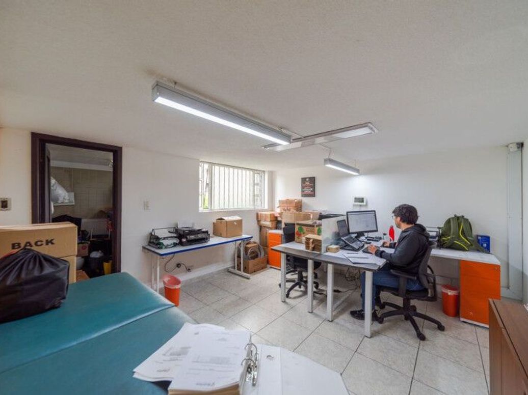 Casa de 8 alcobas en venta en Santa Barbara Occidental, Bogotá, 460 m² · foto 20 de 20