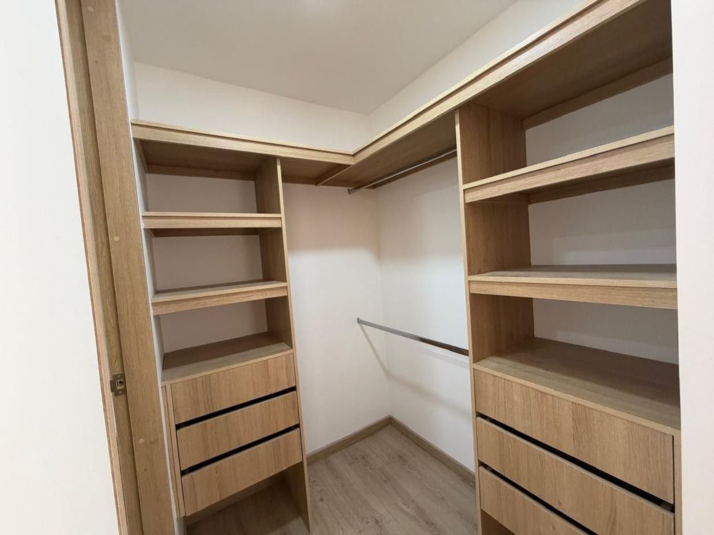Apartamento de 2 alcobas en venta en El Contador, Bogotá, 89 m² · foto 5 de 12