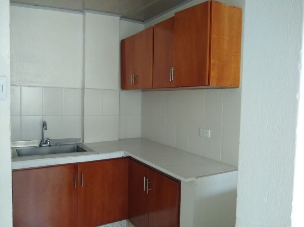 Casa de 6 alcobas en venta en Paris, Bogotá, 140 m² · foto 9 de 14