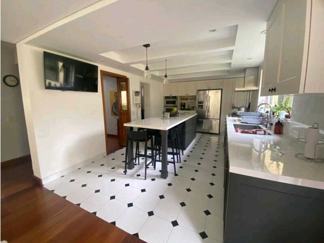 Casa de 4 alcobas en venta en Niza Suba, Bogotá, 208 m² · foto 4 de 20