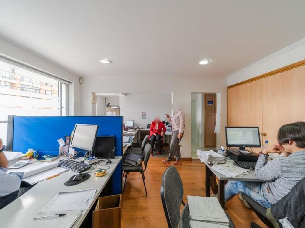 Casa de 15 alcobas en venta en Puente Largo, Bogotá, 450 m² · foto 19 de 20