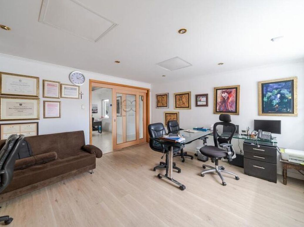 Casa de 15 alcobas en venta en Puente Largo, Bogotá, 450 m² · foto 17 de 20