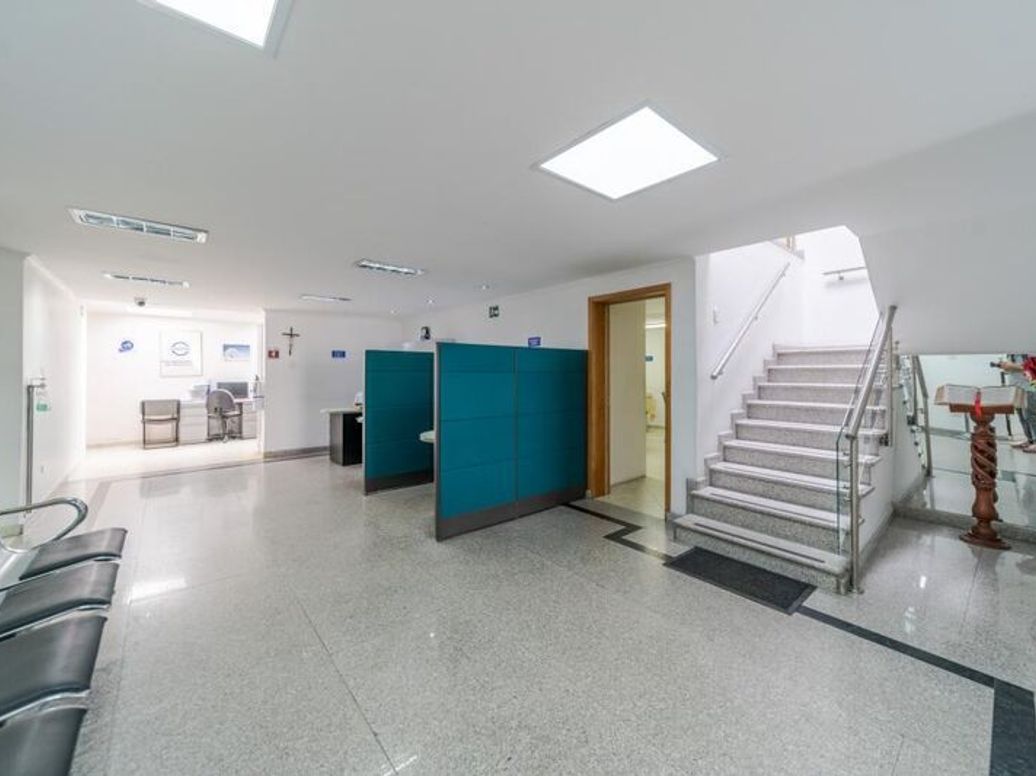Casa de 15 alcobas en venta en Puente Largo, Bogotá, 450 m² · foto 3 de 20