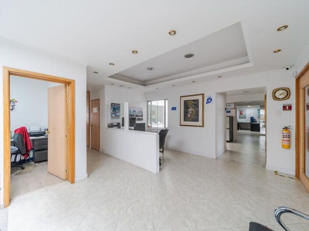 Casa de 15 alcobas en venta en Puente Largo, Bogotá, 450 m² · foto 15 de 20