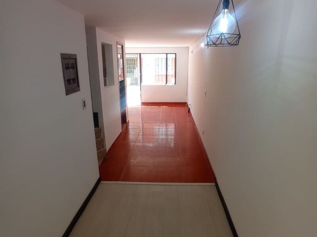 Casa de 3 alcobas en venta en Costa Azul, Bogotá, 90 m² · foto 4 de 20