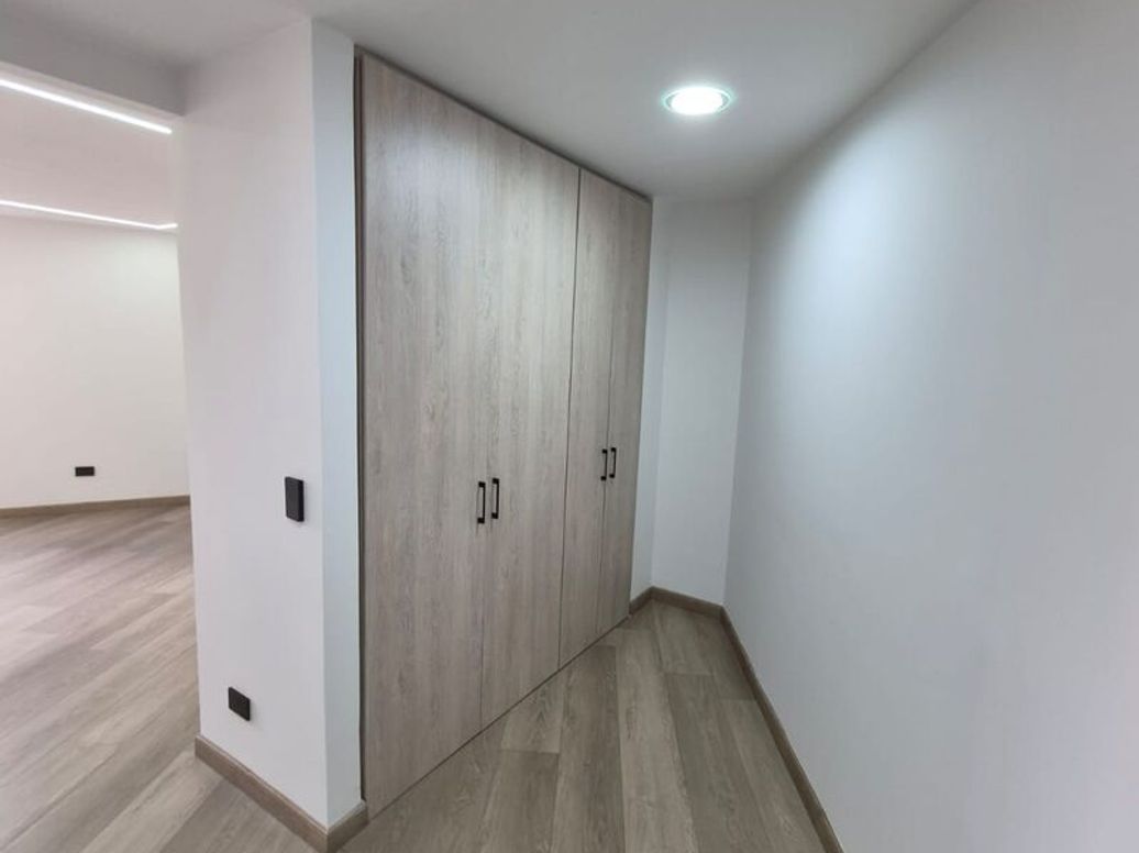 Apartamento de 2 alcobas en venta en Molinos Norte, Bogotá, 98 m² · foto 12 de 20
